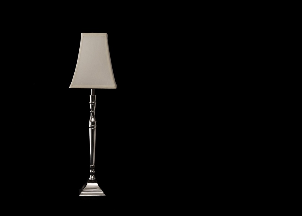 Lampe i sølv m/firkantet skjerm, H - 60 cm