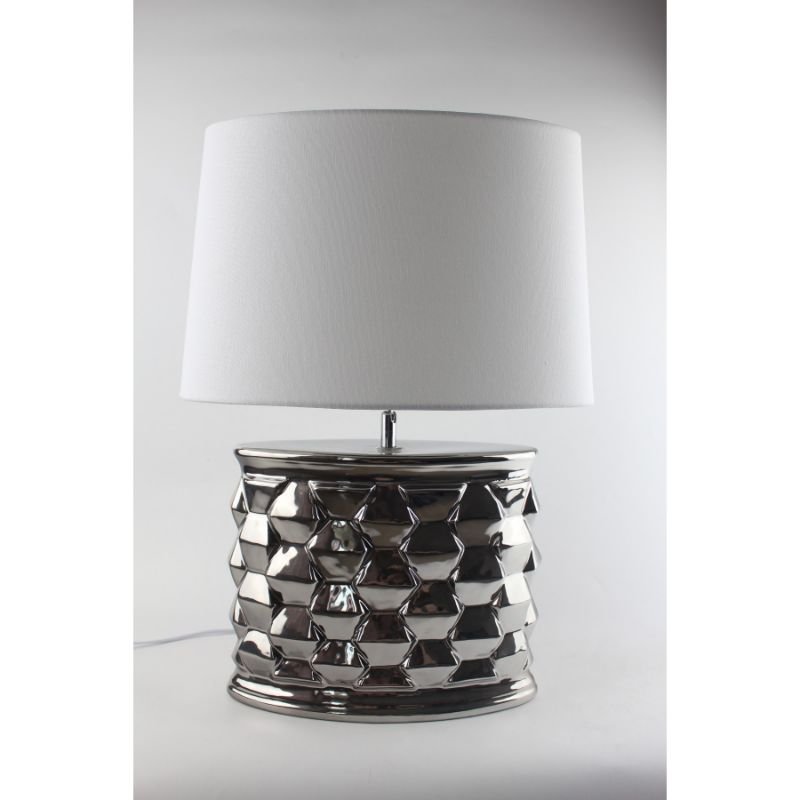 Lampe, sølv m/oval hvit lin skjerm, H - 56,5 cm