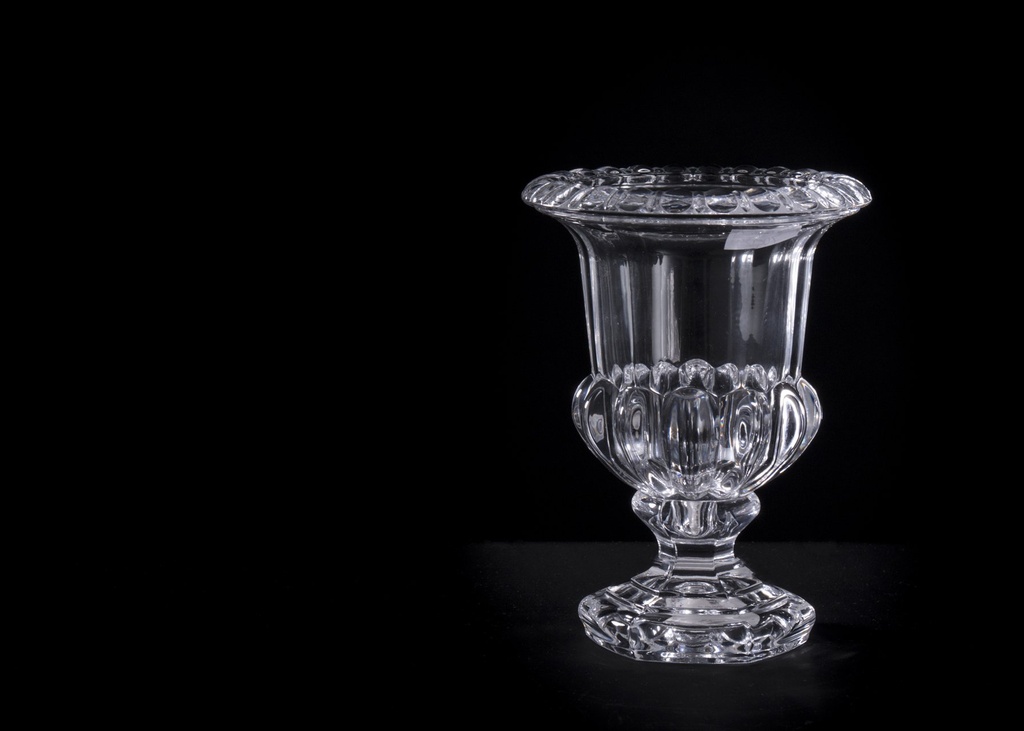 Vase, H - 26 / dia. 20 cm