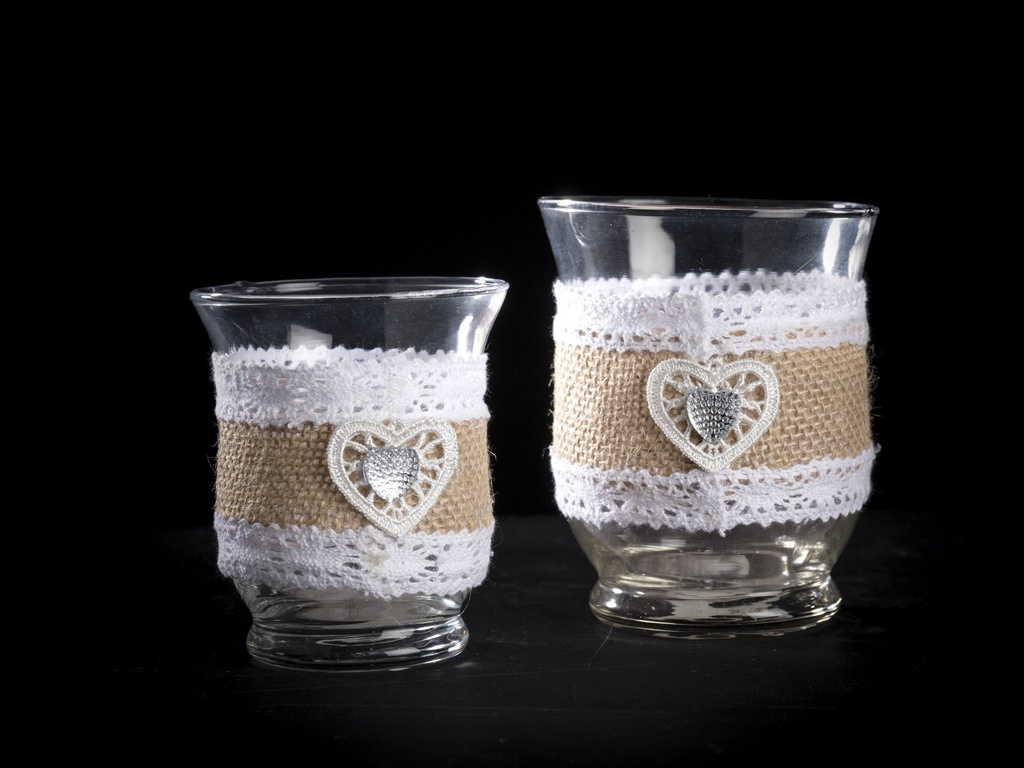 Telysglass m/lin bånd og blonder + hjerte, H - 9 cm