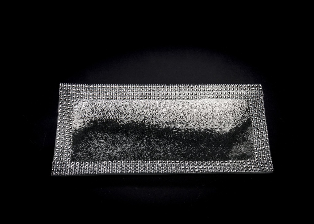 Rektangulert fat, sølv m/små krystaller på kant, 27 x 13 cm