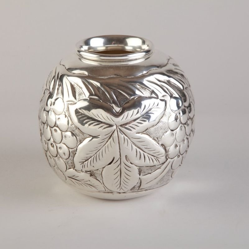 [112143] Vase druemotiv kule  H-16     