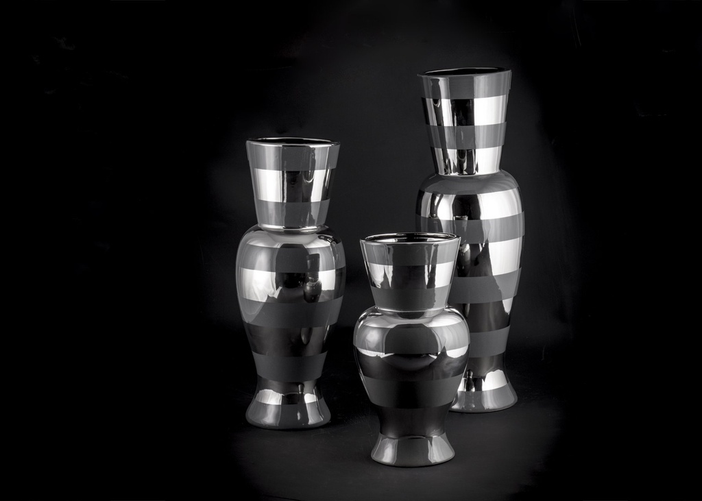 [80200] Vase, grå m/sølv striper, Ø - 15,5 / H - 40 cm
