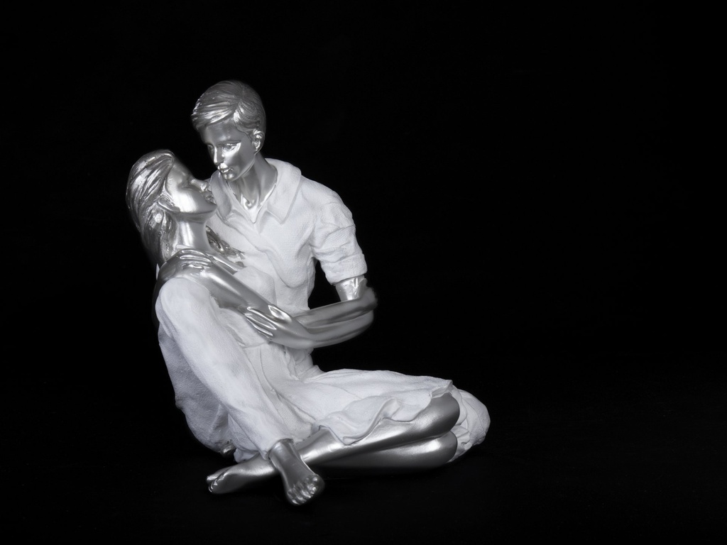 Parfigur, "sittende" hvit & sølv, 20 x 19 x 19 cm