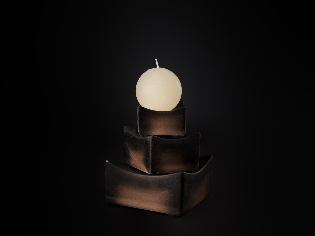 Stake f.kulelys,ker.,bronze, 6 x 6 x 3 cm