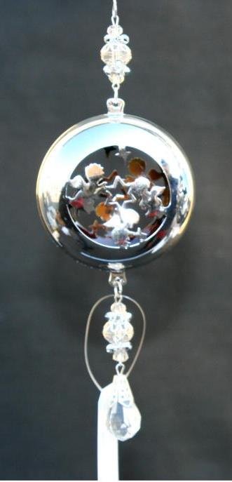 [90309] Krom metall ornament m/acryl dobbe, 9,3 x 7,8 x 4,4 cm.