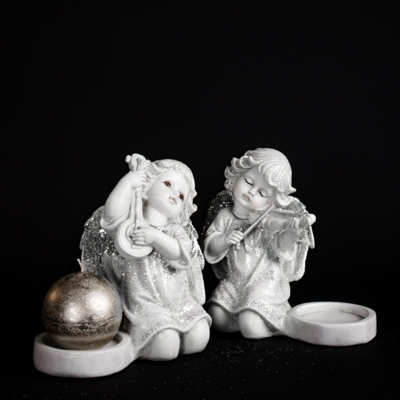 [90617] Engel m/lysholder, lys grå, 16 x 15 x 9 cm. 2 ass.