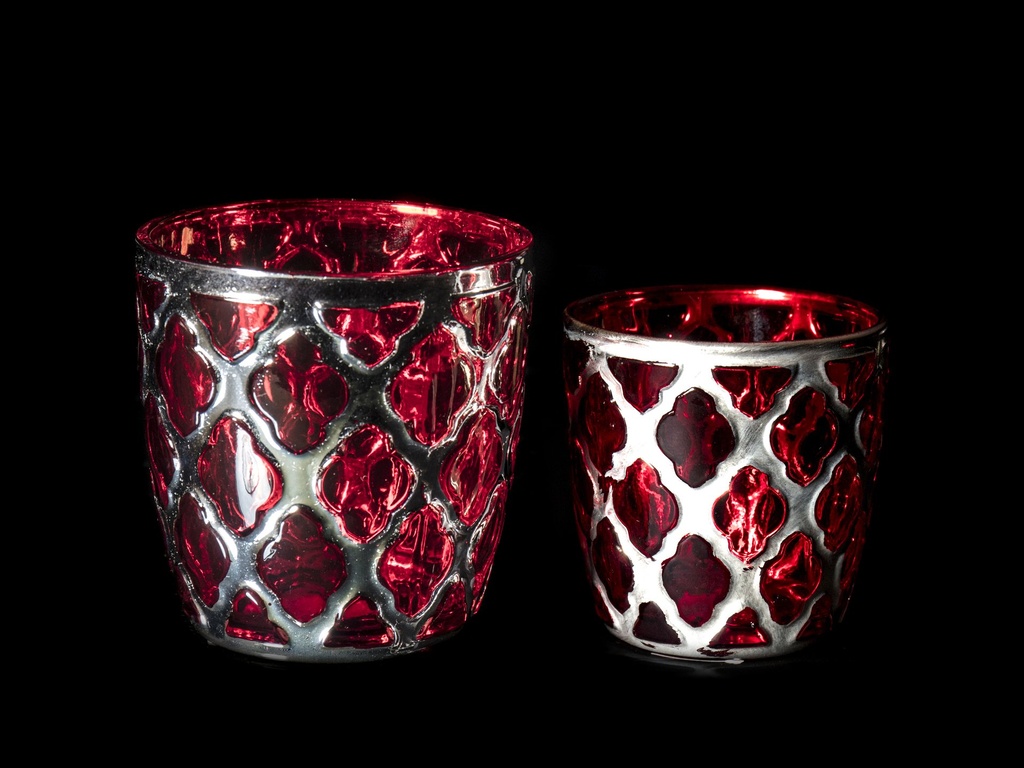 Telysglass, rødt glass m/blankt sølv, H - 9 / dia. 8,5 cm