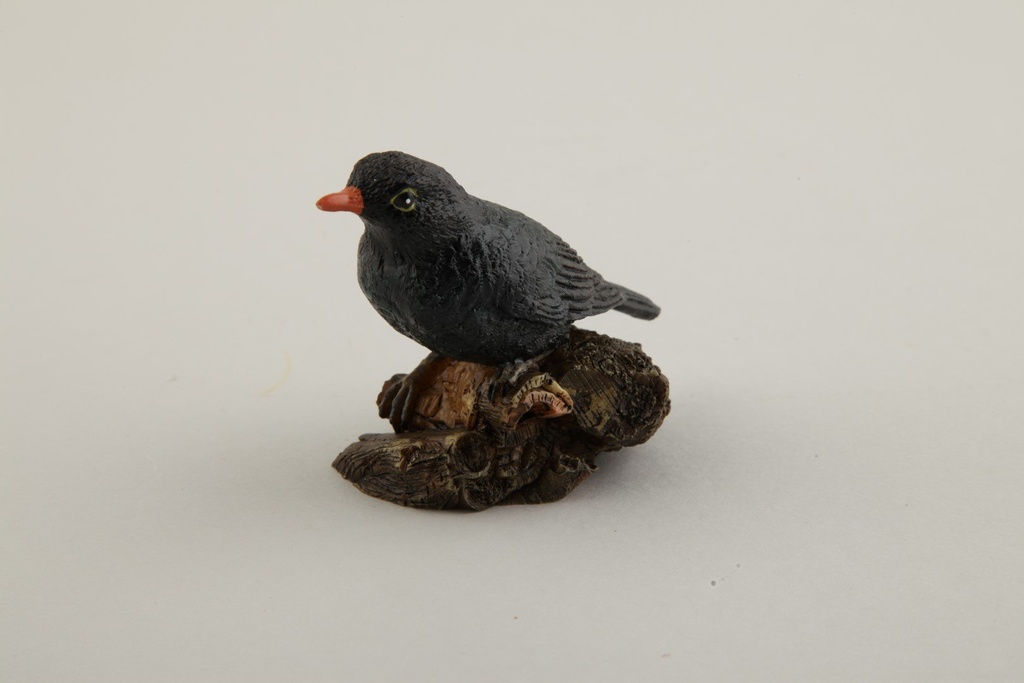 Fugl på trestubb, sort, 7 cm