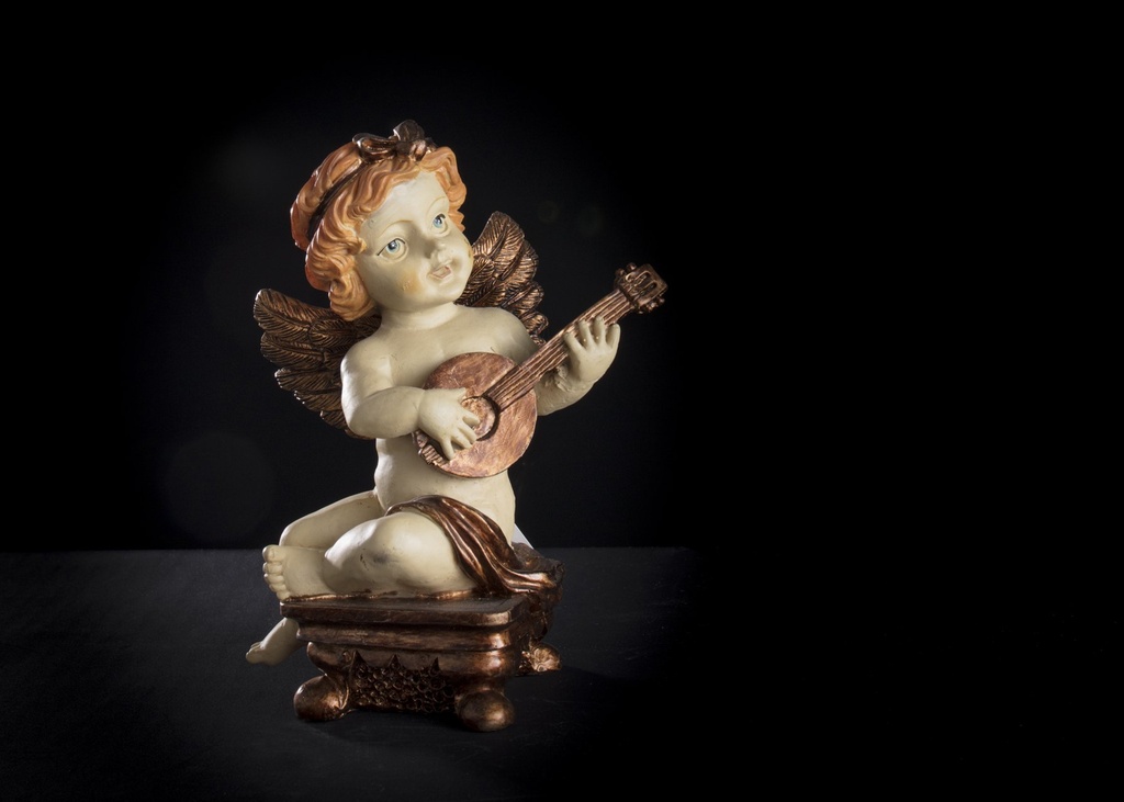 Englefigur  16 cm  skammel nat