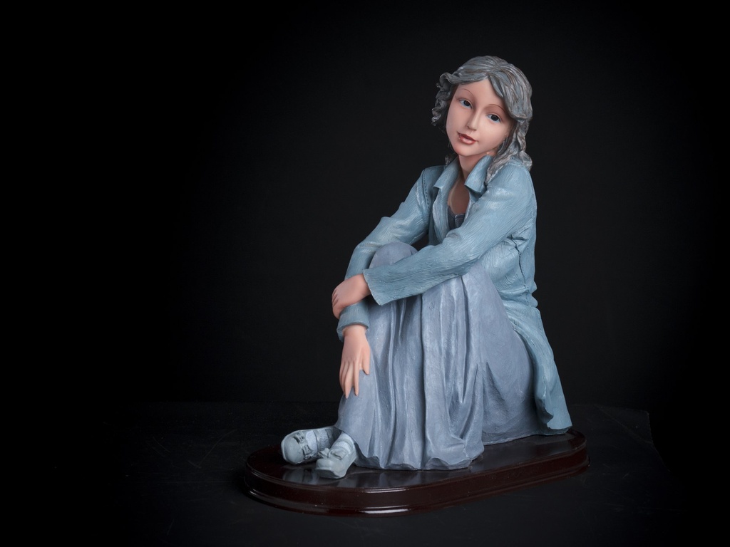 Figur, dame, 27 cm, blå