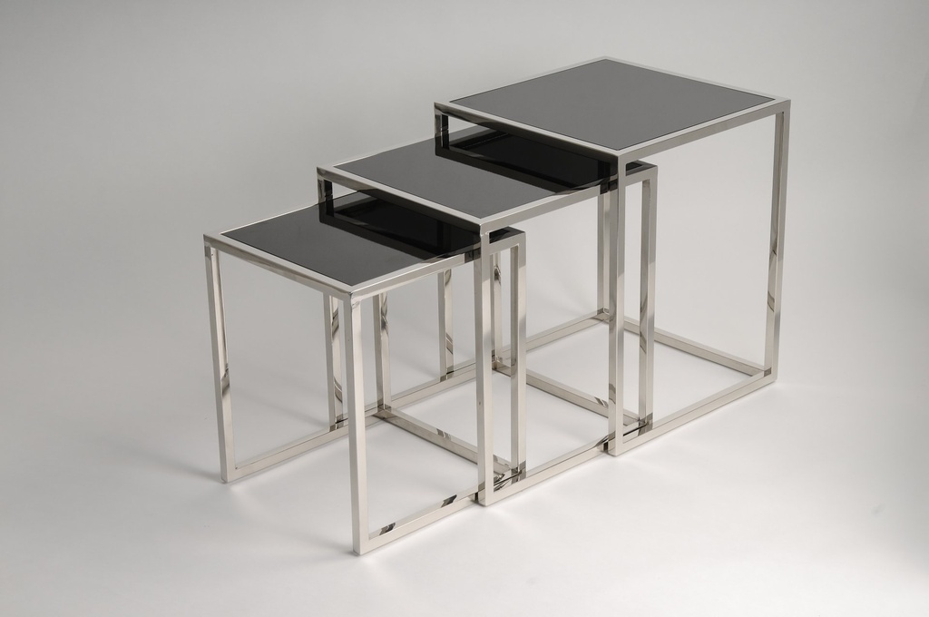 [30182] Settbord, sett 3, m/svart glasspate, 37 x 37 x 45 + 41 x 41 x 50 + 45 x 45 x 55 cm