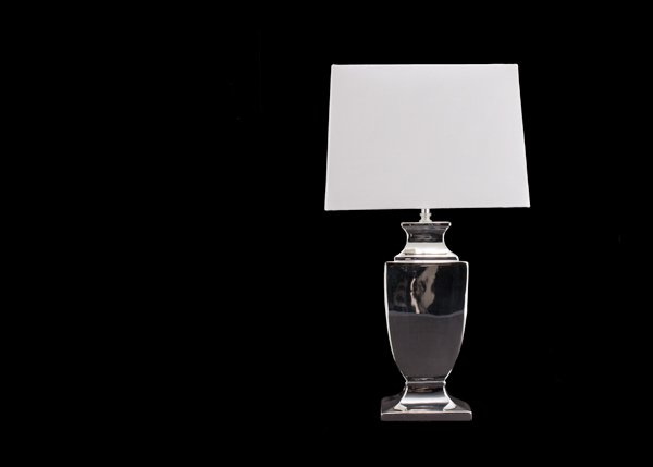 [31101] Sølv lampe m/rektangulær lampeskjerm, H - 62 cm